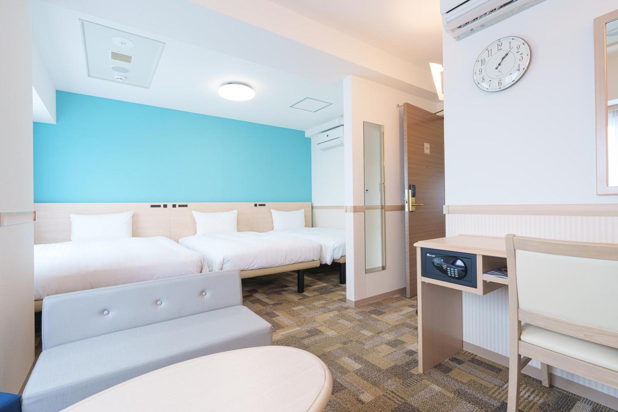 Toyoko Inn Osaka Hankyu Juso-Eki Nishi-Guchi No.2 Buitenkant foto